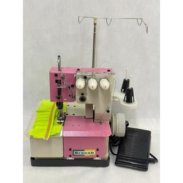 Imagem de Máquina Costura Galoneira Bracob 3 Agulhas Bc2600 + itens, Rosa, 110V