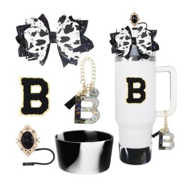 Imagem de RENUIS Conjunto de 5 peças de acessórios para copo Stanley de 30 e 1,134 g com alça, incluindo topo de palha, bota de silicone com glitter, decoração de arco de palha, pingente de letra de