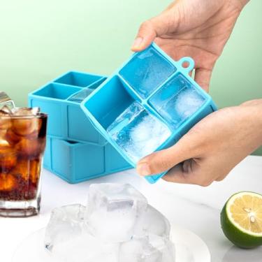 Imagem de Bandeja de gelo de silicone de 4 cubos azul com orifício para pendurar, molde quadrado reutilizável de 4 cm