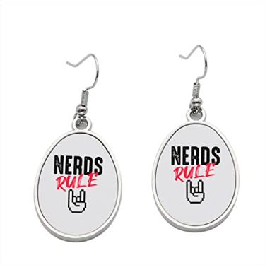 Imagem de Brincos de regra Nerds – Brincos pendentes para meninas – Presente de festa de aniversário dos namorados, Metal, Sem pedras preciosas