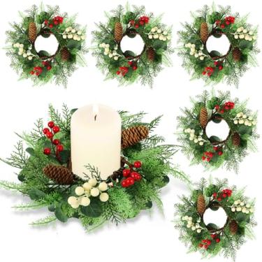Imagem de 6 anéis de vela de Natal, guirlanda de inverno artificial com pinho vermelho e branco, guirlanda de eucalipto, guirlanda de eucalipto, suporte de vela para mesa de centro de mesa de Natal