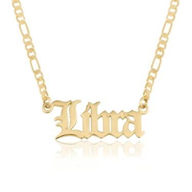 Imagem de Colar com nome do zodíaco para mulheres – placa de identificação gótica em inglês antigo na corrente Fígaro – 12 signos de astrologia e horóscopo, Medium, Banhado a ouro, Sem Pedra Preciosa