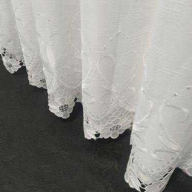 Imagem de Cortina De Voil Linho Bordado Gripir Luxo Forrada 4,00x2,50 - Salvatex