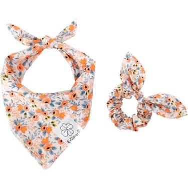 Imagem de Conjunto de bandanas para cães e scrunchie combinando para meninas, flores, cachecóis, bandana para animais de estimação, bandana com gravata borboleta para cães pequenos dono de filhotes