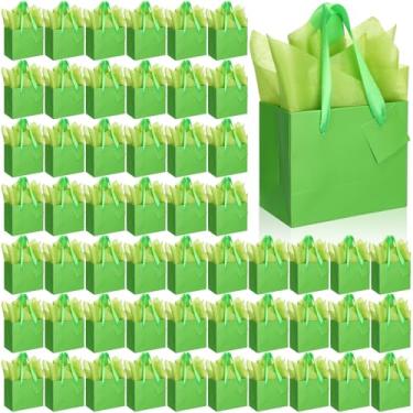 Imagem de Qilery 50 mini sacos de presente de Natal a granel com papel de seda pequenos sacos de presente com alça e etiquetas para aniversário, casamento, ação de graças, festa de Natal negócios (verde grama