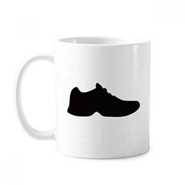 Imagem de Caneca masculina preta com padrão de contorno de sapatos esportivos caneca cerâmica xícara de porcelana de café louça
