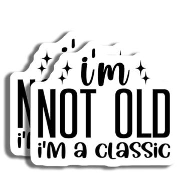 Imagem de Adesivo I'm Not Old I'm A Classic - Decalque de carro engraçado - Adesivo de citação vintage - Adesivo de vinil bem-humorado - Ideia de presente retrô - Design de adesivo exclusivo - Adesivo de vinil