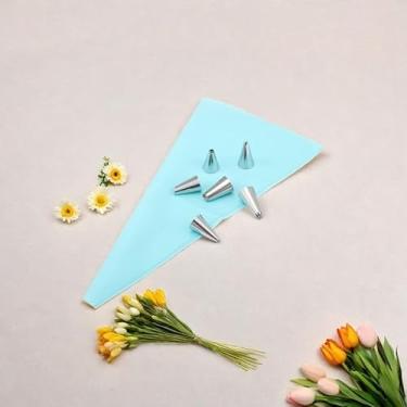 Imagem de Conjunto de 8 sacos de confeitar e bocais, kit de confeitar bolo com 1 saco de confeitar reutilizável, 6 kits de pontas de bicos de tubulação de bolo de aço inoxidável, 1 conversor para decoração de