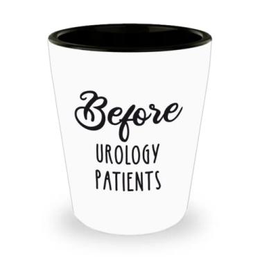 Imagem de SpreadPassion Copo de dose de urologista, ideia de presente de urologista, presente para médico, ideia de presente para pacientes urologistas, presente para urologistas, ideia de de Natal