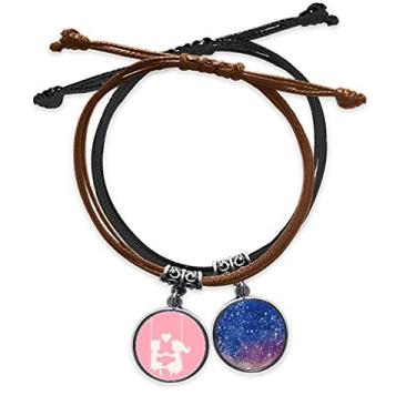 Imagem de DIYthinker Pulseira Pink Boy and Girl para Dia dos Namorados com corrente de mão em couro e céu estrelado