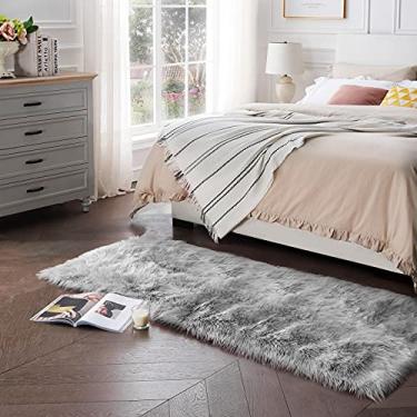 Imagem de Ciicool Tapete de pele sintética para quarto, tapete felpudo cinza para sofá almofada de assento de sofá, tapetes felpudos laváveis para área de pele grossa tapetes de chão para cabeceira e sala de