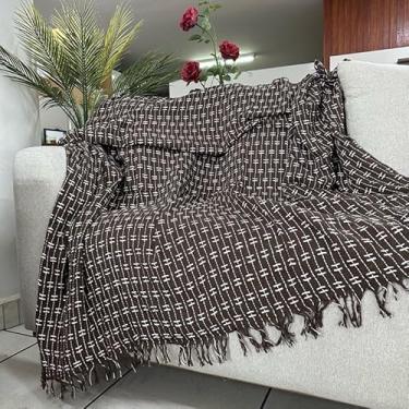 Imagem de Manta para Sofá Capa Protetora 2,40 x 1,80 Gigante Algodão Cama Decorativa Colcha Coberta(Pontilhada Marrom e Branco)