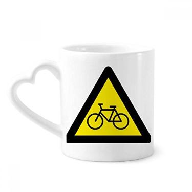 Imagem de Símbolo de aviso amarelo preto bicicleta triângulo caneca café cerâmica copo coração vidro