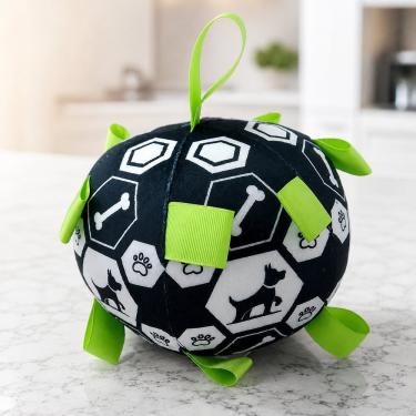 Imagem de Brinquedo para Pet BUPPY PET Bola de Pelúcia com Sino Preto 0.157kg com Fitas Coloridas