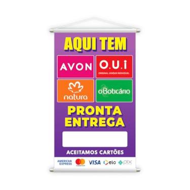 Imagem de Banner Promocional Cosméticos, Cartaz Publicitário com Logos Avon, O.U.I, Natura, O Boticário, Roxo e Amarelo, 80x50 cm