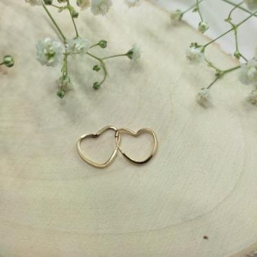 Imagem de Brinco Argola Coração Pequena Ouro 18K  - Joalheria A