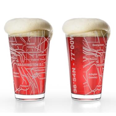 Imagem de Greenline Goods Copos de cerveja Washington, DC Map Pint (conjunto de 2), 473 g – Design de envoltório gravado