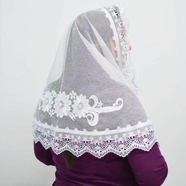 Imagem de Véu Ccb Adulto Renda Guipir Larga Com Aplique Floral (Mariana) - Centr