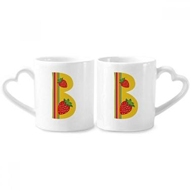 Imagem de B Alfabeto ilustração morango conjunto de canecas de porcelana casal conjunto de canecas de cerâmica para amantes de coração