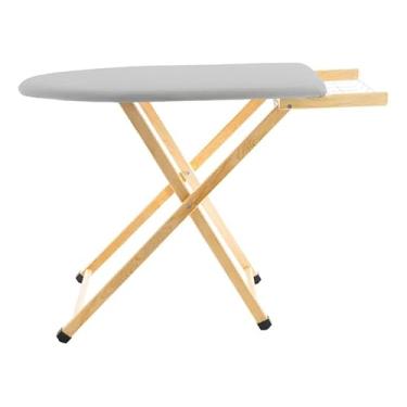 Imagem de Mesa de Passar Roupa Dobrável em Madeira com Tomada e Porta Ferro – Tecido Metalizado, Ajuste de Altura