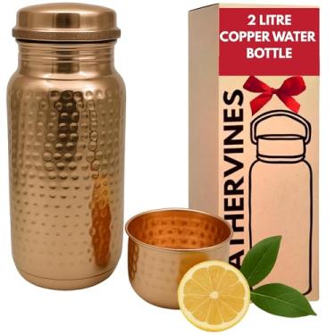 Imagem de LEATHERVINES Garrafa de água de cobre puro de 2 litros para beber 2,154 g com tampa | Recipiente ayurvédico à prova de vazamento para apoiar a digestão, imunidade | Leve, ecológico