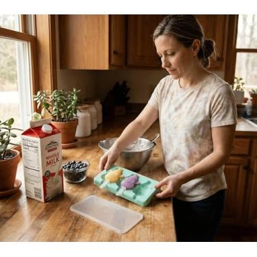 Imagem de Moldes de picolé de desenho animado infantil, moldes de sorvete de silicone de grau alimentício de cavidade, com palitos reutilizáveis, design plano antiaderente