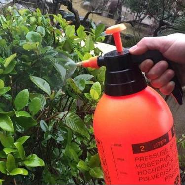 Imagem de Pulverizador Borrifador Spray Para Jardinagem Multiuso 2 Litros - M&E 