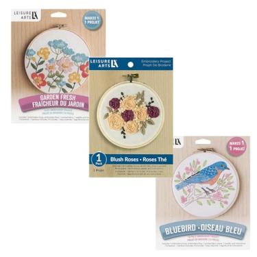 Imagem de LEISURE ARTS Kit de bordado, 3 peças Coleção de flores e pássaros, 10 cm e 15 cm - Kit de bordado para iniciantes - para adultos, kits de ponto cruz, padrões para iniciantes