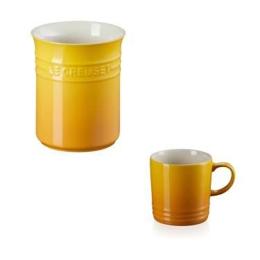 Imagem de KIT LE CREUSET PORTA UTENSÍLIOS 1L E CANECA 350ML AMARELO NÉCTAR