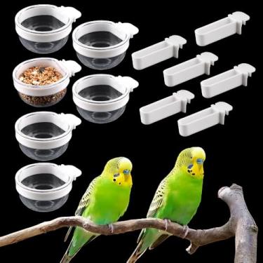 Imagem de 6 peças de tigela transparente removível para pássaros pequenos, copo de comida de plástico para papagaio, canário, alimentador de água com sementes para pendurar (com 6 copos pequenos para alimentos)