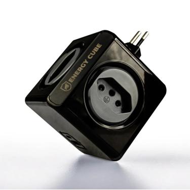 Imagem de Carregador Adaptador Bivolt Energy Cube - Preto - Entrada USB-A + Tipo C + 4 Tomadas - Gshield