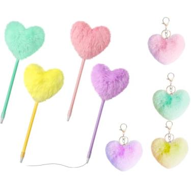 Imagem de XIANFANG Combo fofo de 8 peças: 4 canetas esferográficas pompom + 4 chaveiros de pelúcia de coração, conjunto fofo de escrita e presente em 4 cores - artigos de papelaria macios para escola