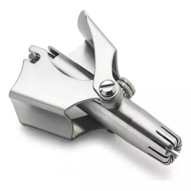 Imagem de Aparador Cortador de Pelos de Nariz e Orelha Manual Portátil Lavável – Aparador de Precisão em Aço Inoxidável, Higiênico e Seguro, Ideal para Uso Diário Masculino e Feminino, Fácil de Limpar e Transportar