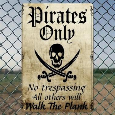 Imagem de Decorações de Halloween apenas piratas espadas de caveira arte de parede de alumínio rústico e placa de metal - 20 x 30 cm decoração vintage para ambientes internos e externos para casa, escritório