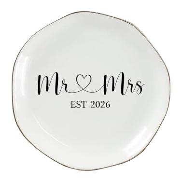 Imagem de Baobeily Mr & Mrs EST 2026 - Suporte de anel de cerâmica elegante para presentes de noivado, casamento e chá de panela - lembrança de lua de mel para amigos, recém-casados e futuras noivas