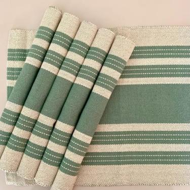 Imagem de Kit 6 Peças Jogo Americano Retangular - Sousplat Em Tear Para Mesa Posta - Jogo Americano Elegante para Jantar, Almoço e Café - Lavável e Resistente - Diversas Cores (Pistache)