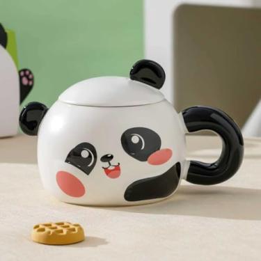 Imagem de Caneca de cerâmica em forma de panda com tampa design de animal fofo xícara de chá de café uso diário mesa de escritório em casa decoração divertida superfície lisa suporte de bebidas quentes e frias
