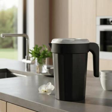 Imagem de Kit 10 Jarras Plásticas 2L Com Tampa Branca Para Água e Suco - GP Plás