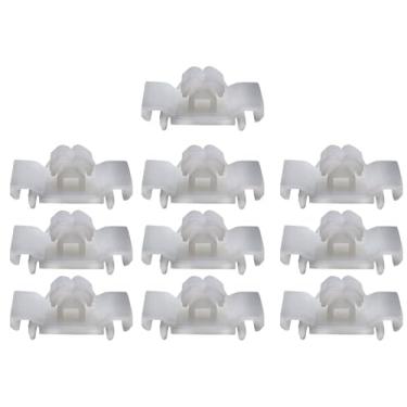 Imagem de Grampo da Moldura Inferior Lateral da Porta Dianteira Astra Hatch 1999 até 2009 Grampo da Moldura Inferior Lateral da Porta Traseira Astra Hatch 1999 até 2011 Astra Sedan 1999 até 2011