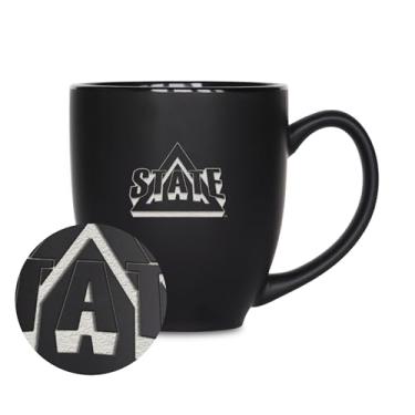 Imagem de Rico Industries NCAA Delta State Statesmen 425 g Caneca de cerâmica preta fosca gravada a laser - para bebidas quentes ou frias
