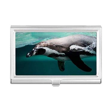 Imagem de Capa para cartão de visita com imagem de pinguim azul profundo do oceano