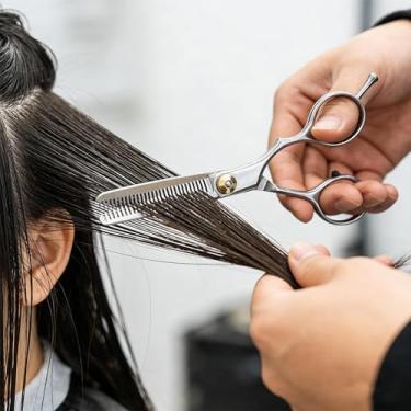 Imagem de Tesoura profissional de cabeleireiro de 15 cm – Tesoura de cabelo feita à mão – lâmina de barbear/design offset/Pro ergonômica para estilistas de salão esteticistas e barbeiros (tesoura de dente)