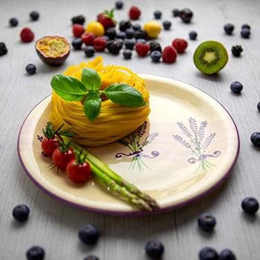 Imagem de City to Cottage Prato de jantar plano feito à mão, lavanda floral, roxo e creme, 25,5 cm | Louça exclusiva de cerâmica, presente de inauguração de casa