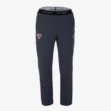 Imagem de Calça New Balance São Paulo Viagem 2025 Cor:Cinza BlacktopTamanho:GGên