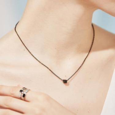 Imagem de Colar masculino com inicial de aço inoxidável e pingente de letra cubo, One Size, Aço inoxidável, Sem Pedra Preciosa