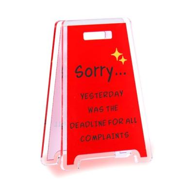 Imagem de TI-EDC Placa de mesa bem-humorada - "Sorry... Yesterday Was The Deadline For All Reclaints" - Acrílico vermelho - 3,8 cm x 5,6 cm - Compacto bem-humorado - Presentes de chefe para mulheres e homens