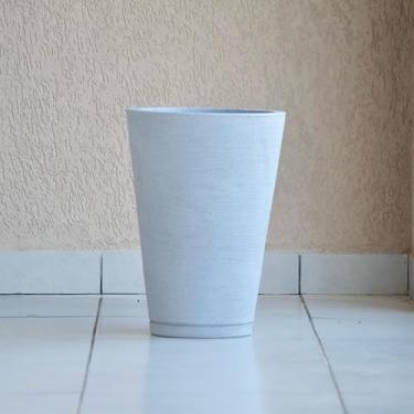 Imagem de Vaso de Planta Grande Decoração Jardim Sala Escritório Coluna Cone Redonda 49x35 com Prato em Polietileno (Cinza)