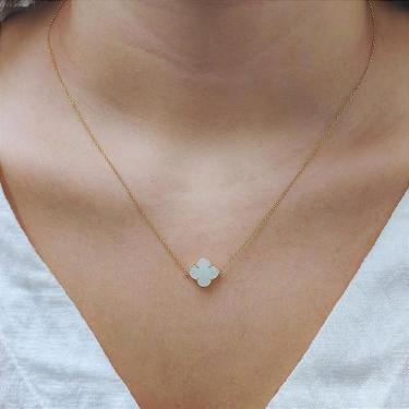 Imagem de Colar de Ouro 18k com Trevo de Madrepérola Natural - Elegância e Sofis