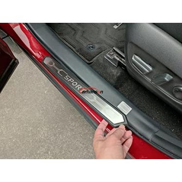 Imagem de Apto para Toyota Corolla Cross Door Sill Scuff Plate Protector Acessórios, guarnição de proteção de capa de aço de fibra de carbono do carro 2022 2023 (Sport-prata-1)