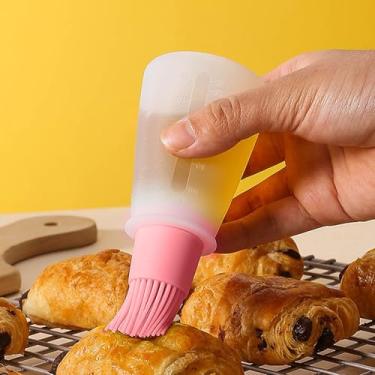 Imagem de Escova de cozinha de 62 g/60 ml de silicone para churrasco com tampa, escova de óleo resistente ao calor, fácil de limpar para grelhar e cozinhar, vermelha